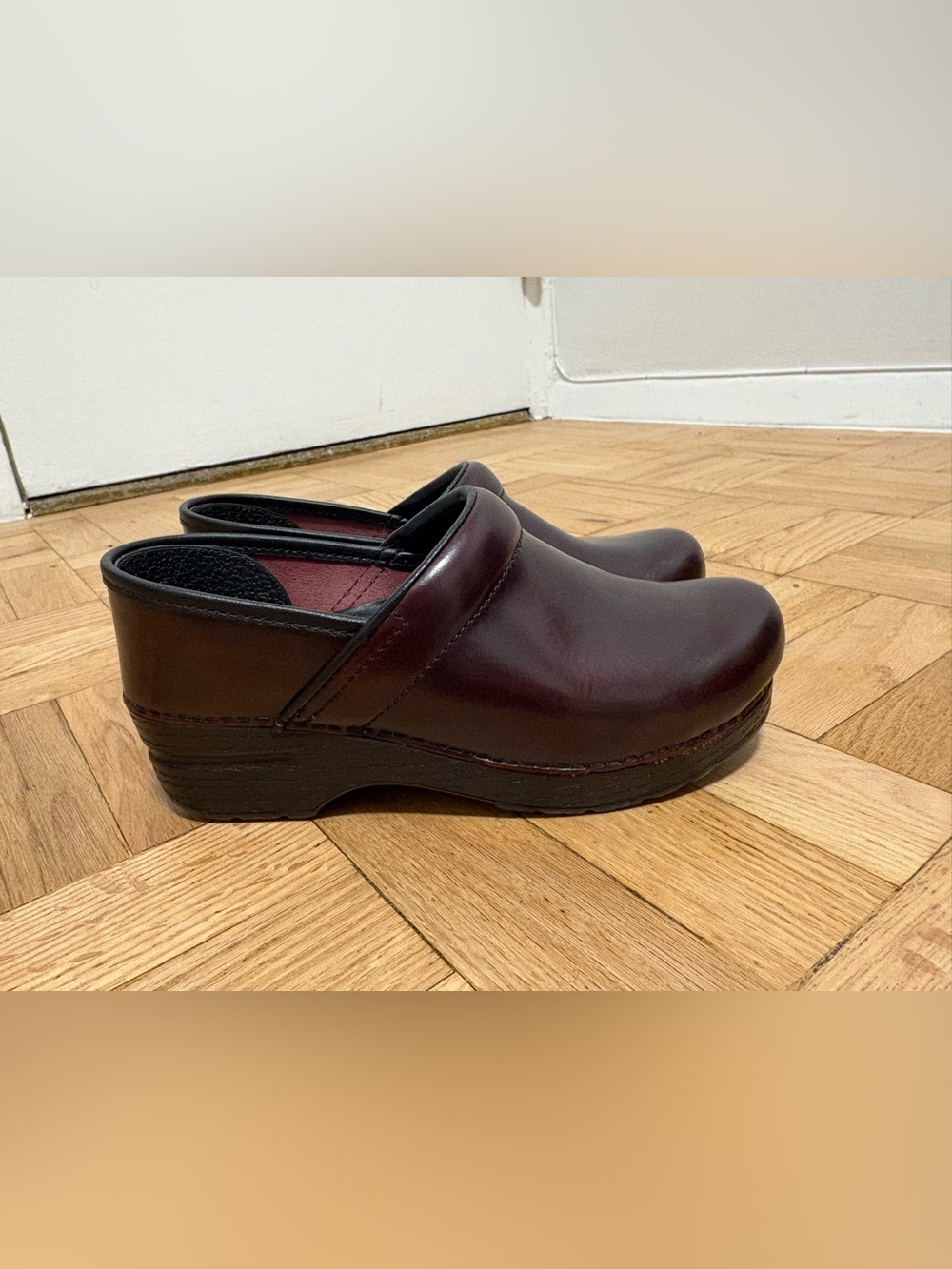 Dansko Women's Leather Clog Mules - Burgundy